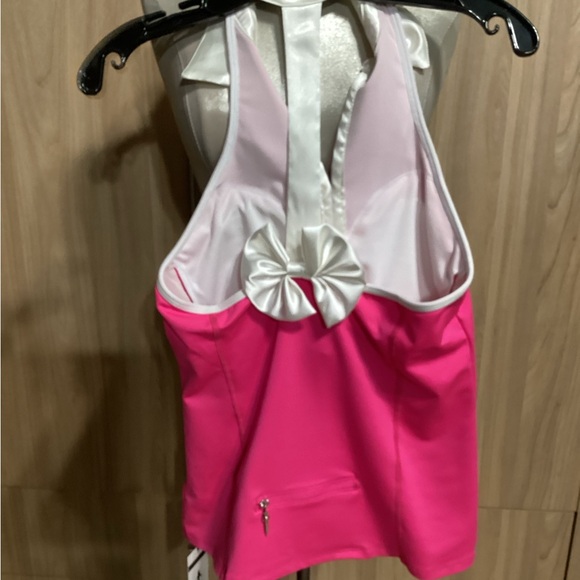 NWT golf or tennis top - Picture 9 of 11